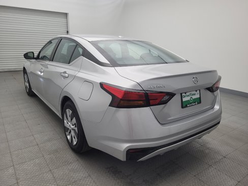 Used 2020 Nissan Altima 2.5 S image 5