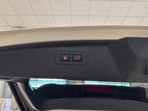 Used 2020 Subaru Outback Limited XT w/ Popular Package #2 image 17