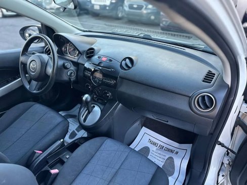 Used 2011 MAZDA MAZDA2 Sport image 35