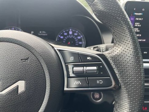 Used 2022 Kia Forte GT-Line image 7