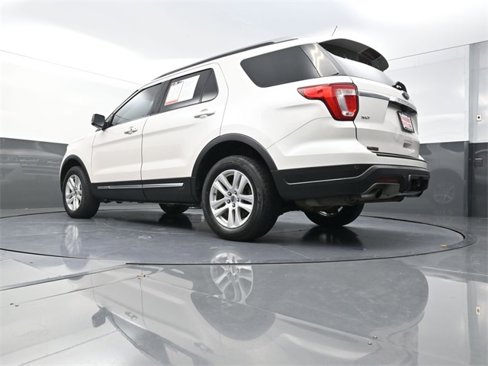 Used 2019 Ford Explorer XLT w/ Equipment Group 202A image 31