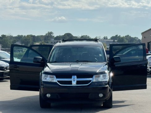 Used 2010 Dodge Journey SXT w/ Flexible Seating Group image 19