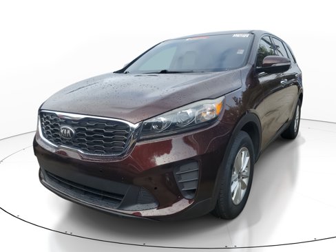 Used 2020 Kia Sorento LX image 2