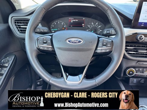 Used 2022 Ford Escape SE w/ Cold Weather Package image 28