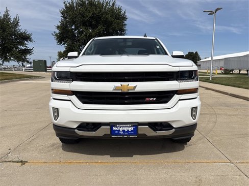 Used 2017 Chevrolet Silverado 1500 LT w/ All Star Edition image 5
