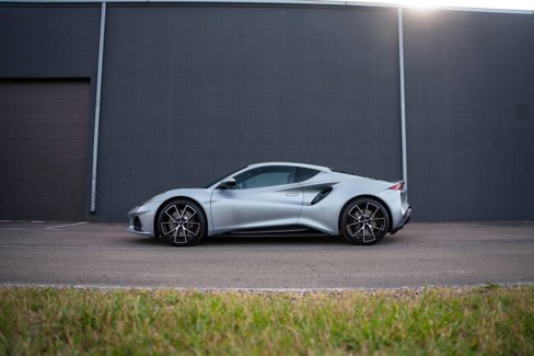 New 2025 Lotus Emira image 4