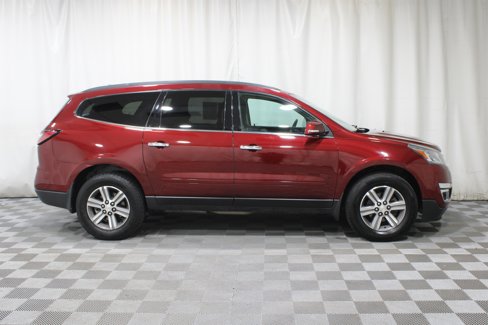 Used 2017 Chevrolet Traverse LT image 32