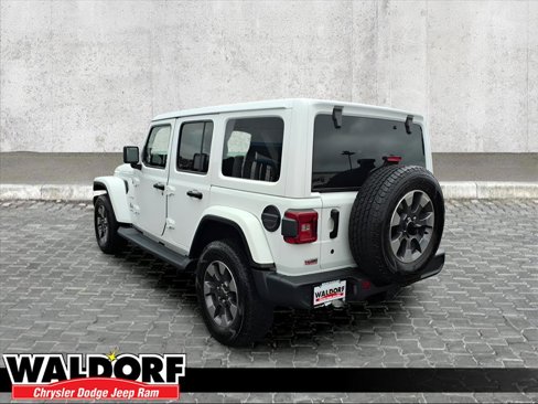 Used 2018 Jeep Wrangler Unlimited Sahara w/ Dual Top Group image 3