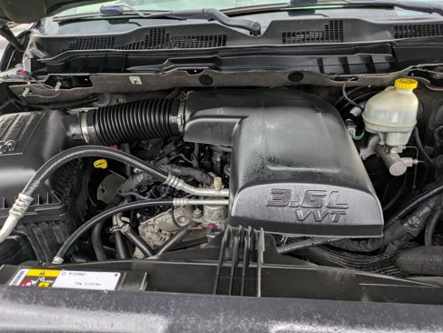 Used 2016 RAM 1500 Classic SLT image 12