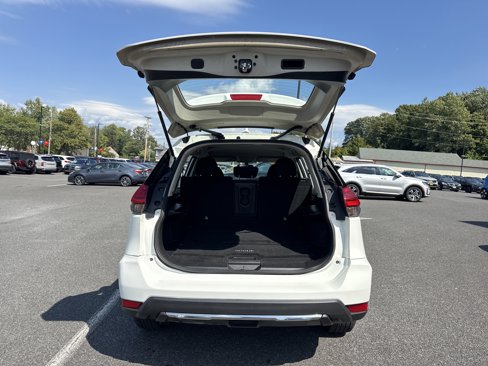 Used 2017 Nissan Rogue S image 29