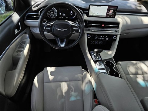Used 2025 Genesis G70 2.5T image 16