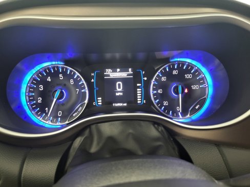 Used 2019 Chrysler Pacifica LX image 18