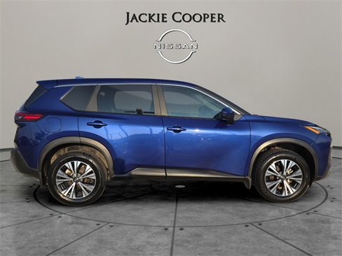 Used 2023 Nissan Rogue SV image 6