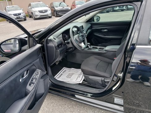 Used 2022 Nissan Sentra S image 9