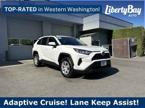 Used 2021 Toyota RAV4 LE image 4