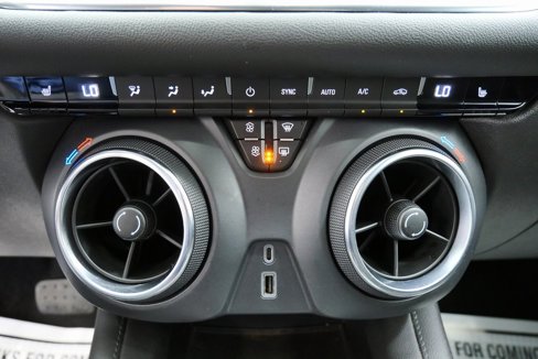 Used 2022 Chevrolet Blazer LT image 28