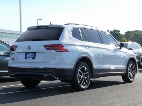 Used 2020 Volkswagen Tiguan SE image 3