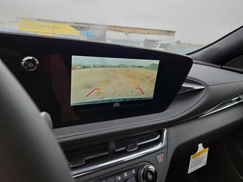 New 2025 Buick Envista Preferred w/ Convenience I Package image 9