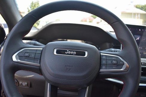 Used 2024 Jeep Compass Trailhawk image 14
