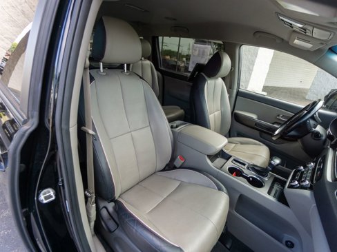 Used 2019 Kia Sedona EX image 27
