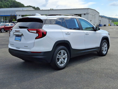 Certified 2022 GMC Terrain SLE w/ Driver Convenience Package image 7