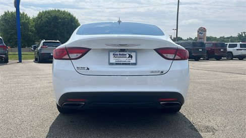 Used 2016 Chrysler 200 S image 4