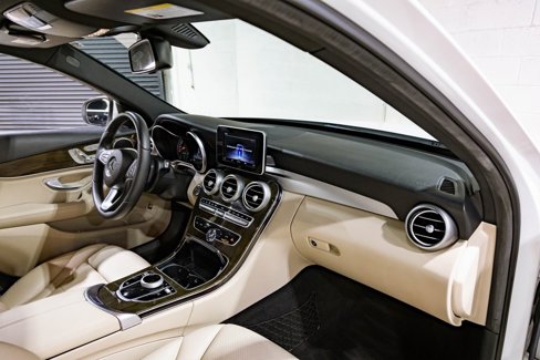 Used 2018 Mercedes-Benz C 300 Sedan w/ Premium Package image 26