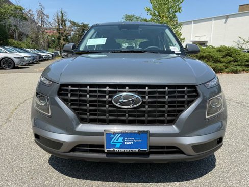 New 2025 Hyundai Venue SE image 2