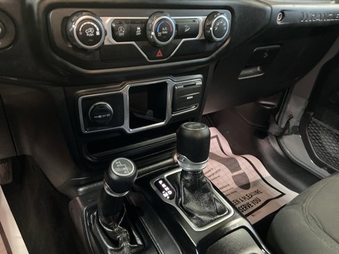Certified 2021 Jeep Wrangler Unlimited Sport image 13