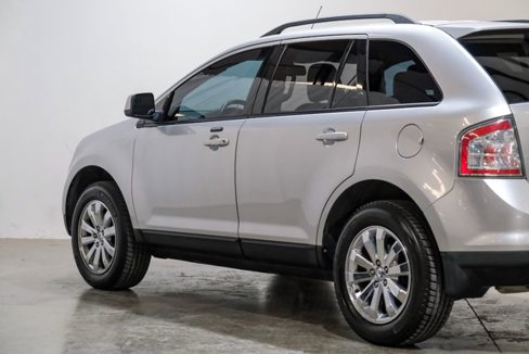 Used 2010 Ford Edge SEL image 18