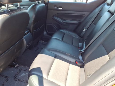 Used 2021 Nissan Altima 2.5 SR image 13
