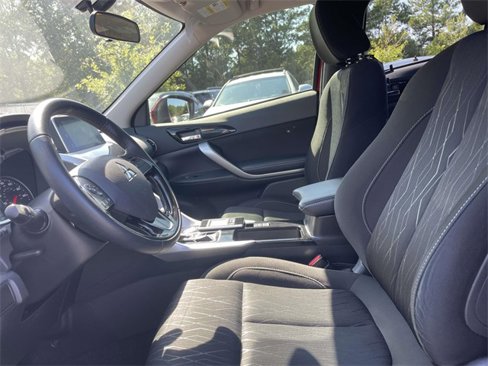 Used 2018 Mitsubishi Eclipse Cross SE image 12