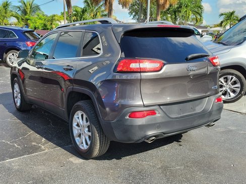 Used 2014 Jeep Cherokee Latitude w/ Cold Weather Group image 6