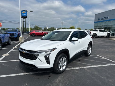 New 2025 Chevrolet Trax LS w/ LS Convenience Package image 6