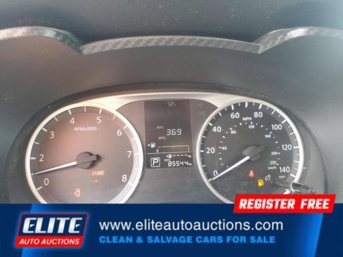 Used 2021 Nissan Versa S image 18