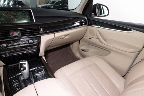 Used 2015 BMW X5 xDrive35i image 9