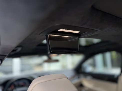 Used 2018 BMW 750i image 30