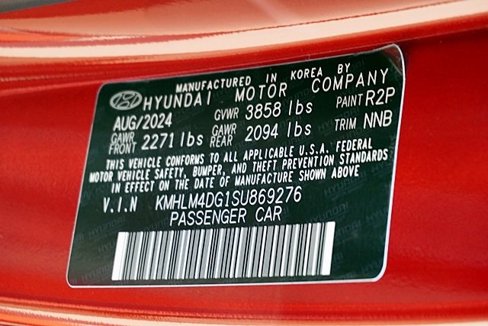 Certified 2025 Hyundai Elantra Sport image 32