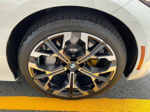 New 2025 BMW 330i Sedan w/ Premium Package image 25