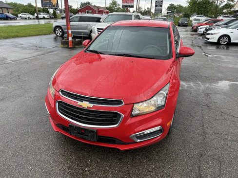 Used 2016 Chevrolet Cruze LT w/ Technology Package image 2