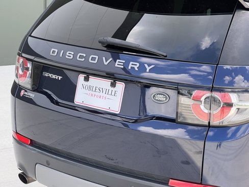 Used 2019 Land Rover Discovery Sport SE image 10