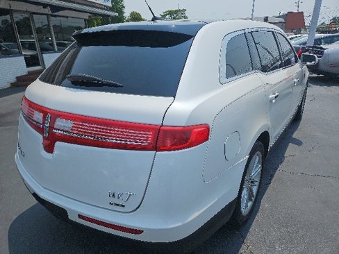 Used 2014 Lincoln MKT AWD w/ Equipment Group 201A image 3