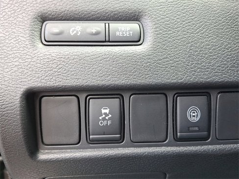 Used 2023 Nissan Murano SV w/ SV Midnight Edition Package image 23
