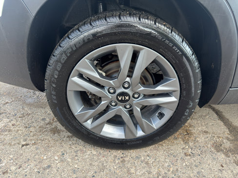 Used 2021 Kia Seltos S image 7