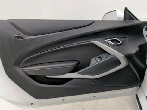 Used 2017 Chevrolet Camaro LT w/ RS Package image 33