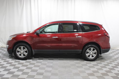 Used 2017 Chevrolet Traverse LT image 36