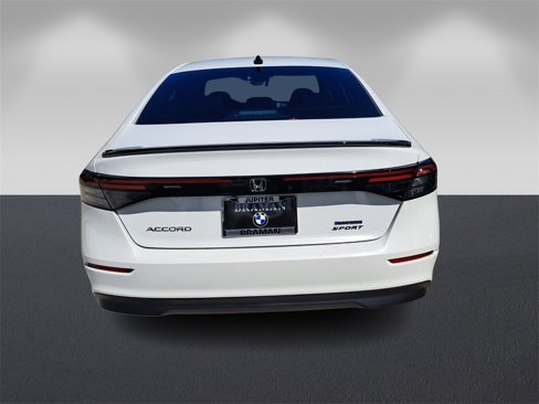 Used 2025 Honda Accord Sport image 4