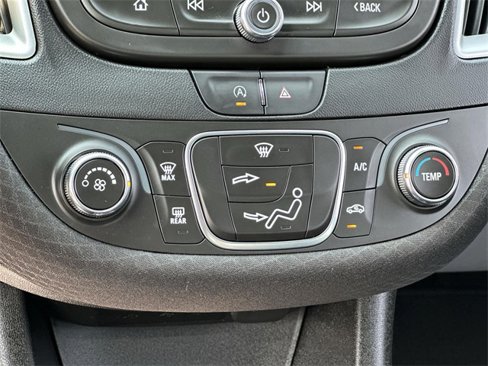 Used 2023 Chevrolet Malibu RS image 34