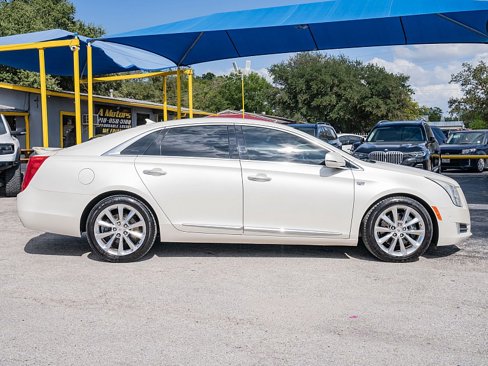 Used 2014 Cadillac XTS Luxury w/ Driver Awareness Package image 4