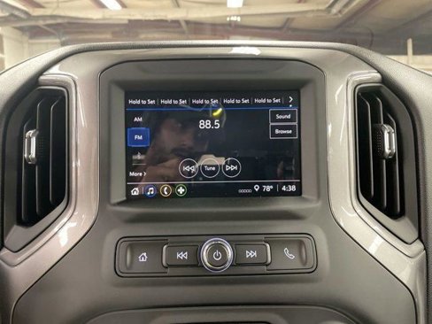 New 2024 GMC Sierra 2500 Pro image 17
